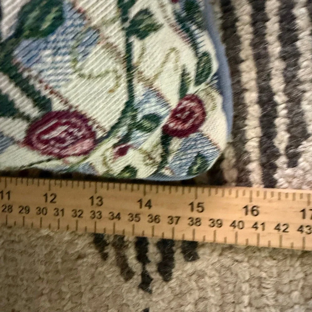 Vintage Tapestry Welcome Pillow Dragonfly Roses‎ Cottage Country Garden Decor
